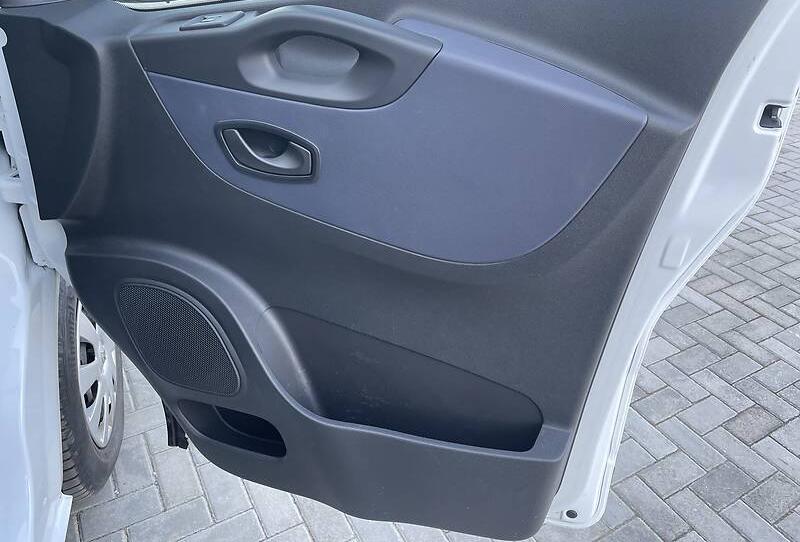 Opel Vivaro груз. 2016