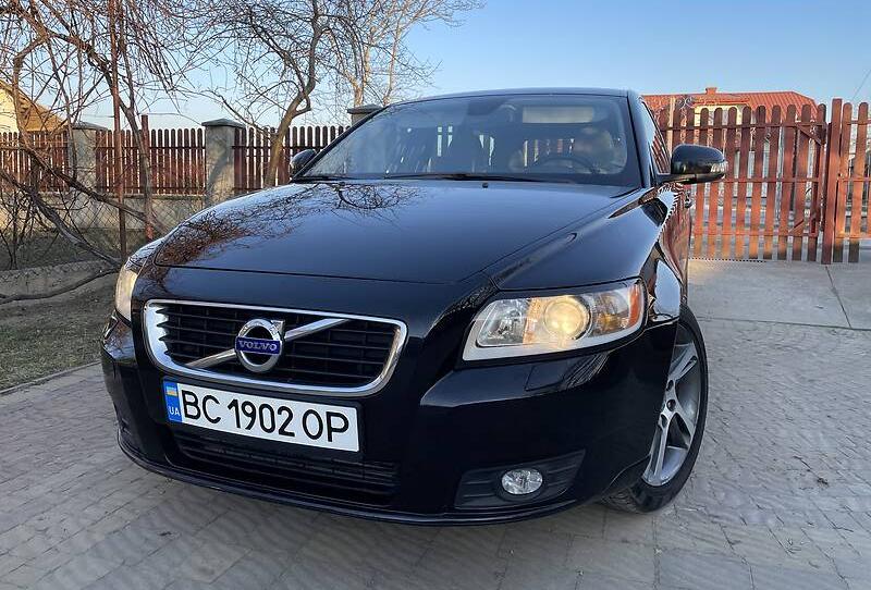 Volvo V50 D2  2012
