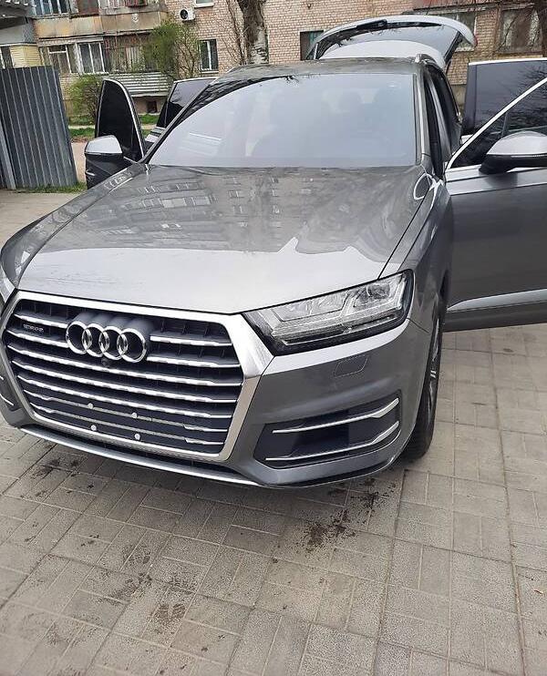 Audi Q7 2016