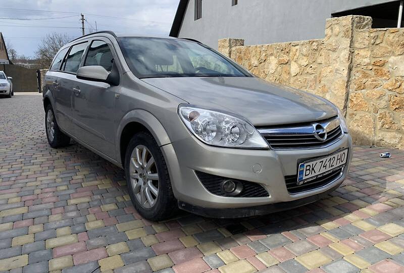 Opel Astra H 2008