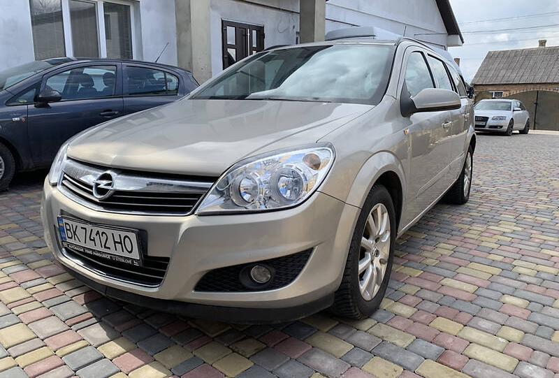 Opel Astra H 2008