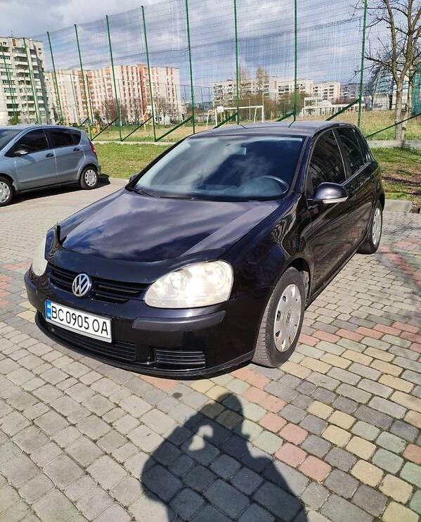 Volkswagen Golf V 2004