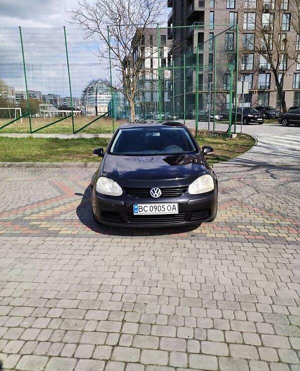 Volkswagen Golf V 2004