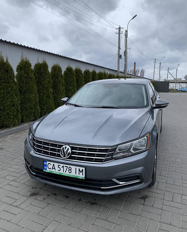 Volkswagen Passat B7 2016