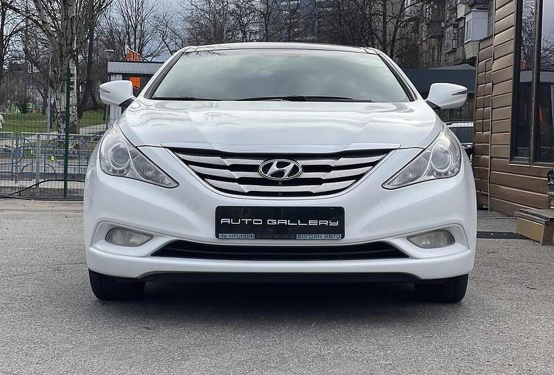 Hyundai Sonata 2.4L 2011