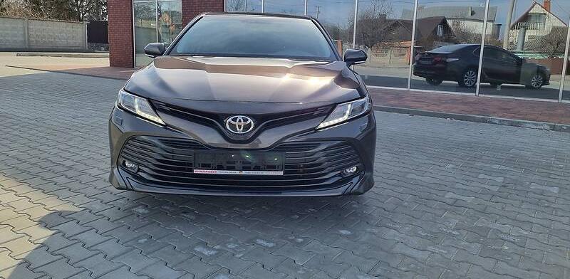 Toyota Camry Elegance 2020