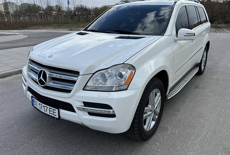 Mercedes-Benz GL 450 2011