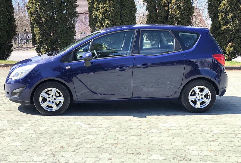 Opel Meriva 2011