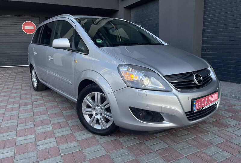 Opel Zafira 2013