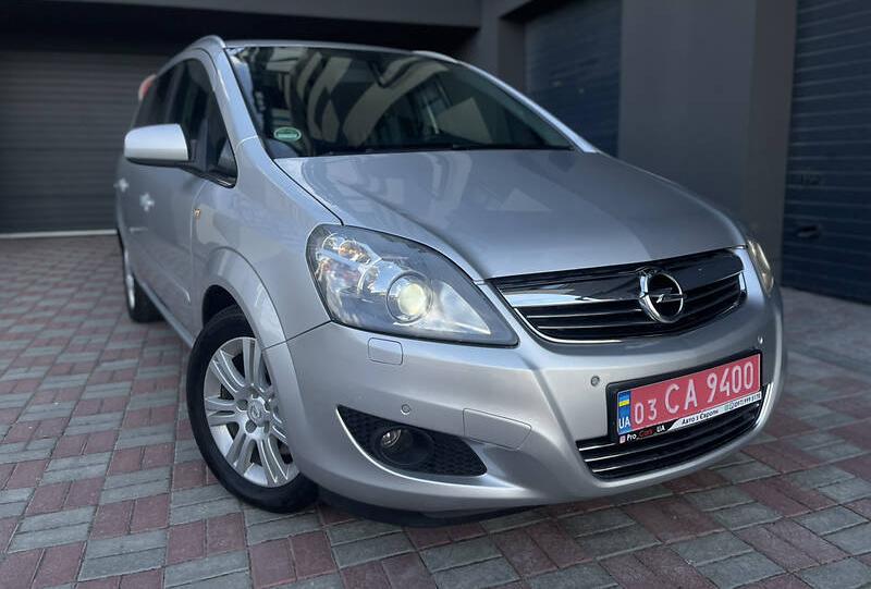 Opel Zafira 2013