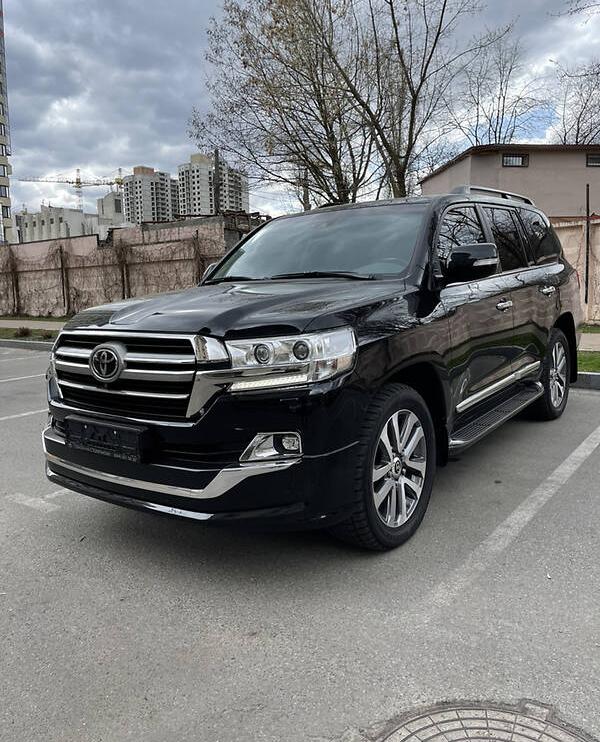 Toyota Land Cruiser 200 PREMIUM 2019