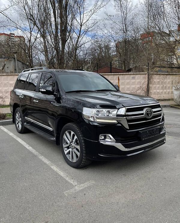 Toyota Land Cruiser 200 PREMIUM 2019
