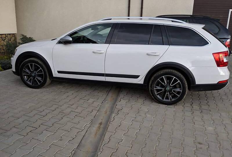 Skoda Octavia Scout Elegance 4x4 2014