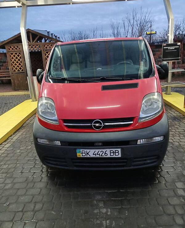 Opel Vivaro пасс. 2006