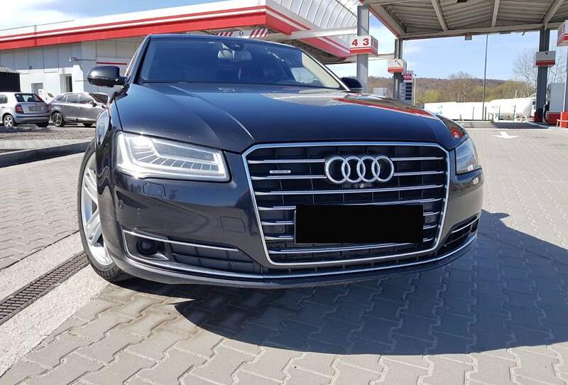 Audi A8 Long Premium Plus 2014
