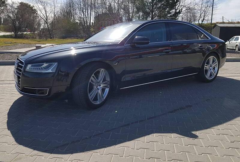Audi A8 Long Premium Plus 2014