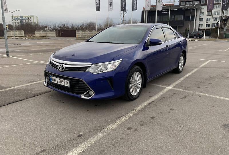 Toyota Camry 2015