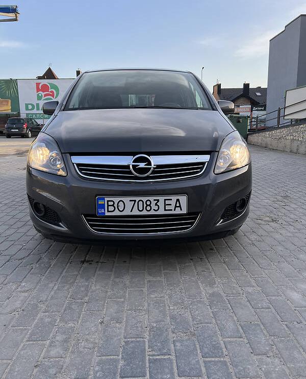Opel Zafira 2010
