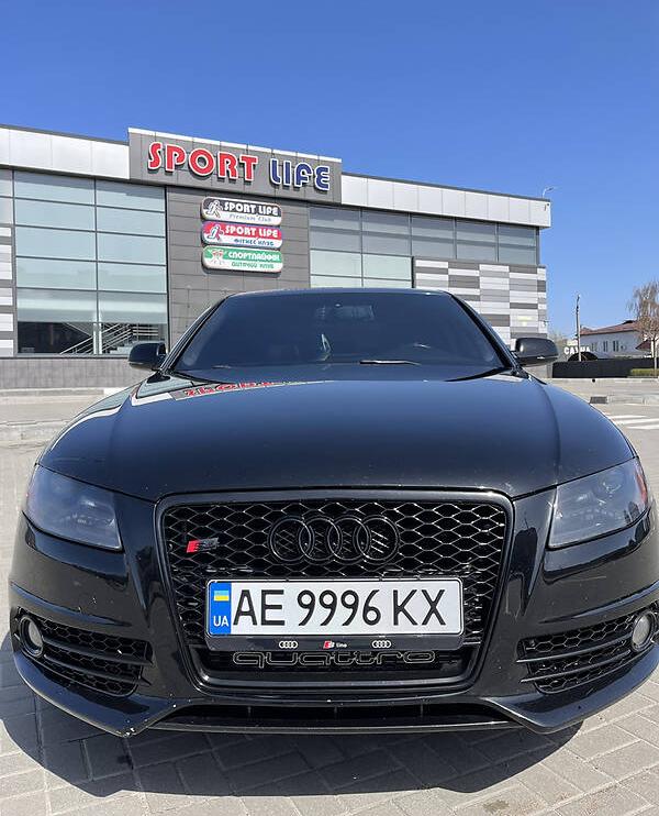 Audi A4 S line Premium Plus 2012