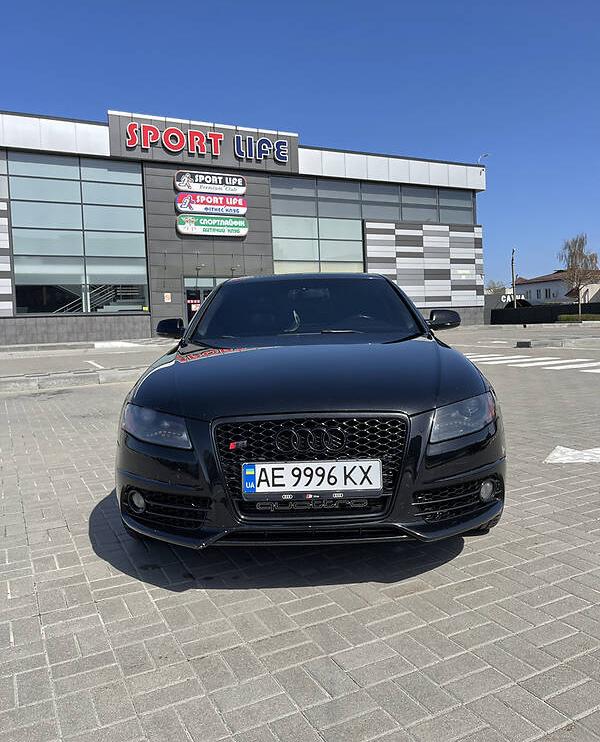Audi A4 S line Premium Plus 2012