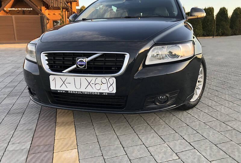 Volvo V50 2010