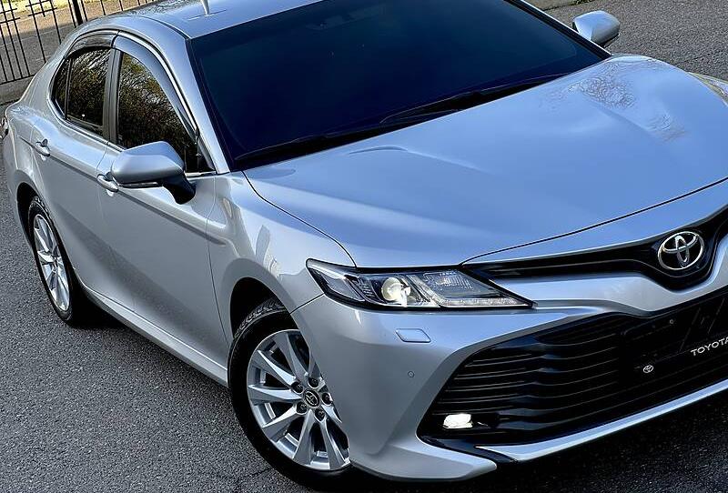 Toyota Camry O F F I C I A L 2019