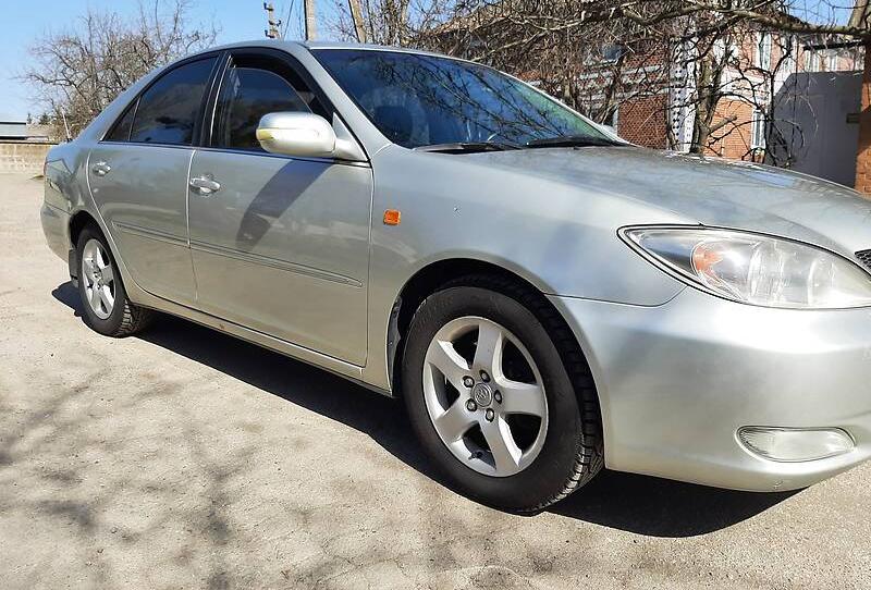 Toyota Camry 2004