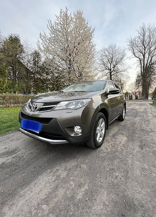 Toyota RAV4 2014