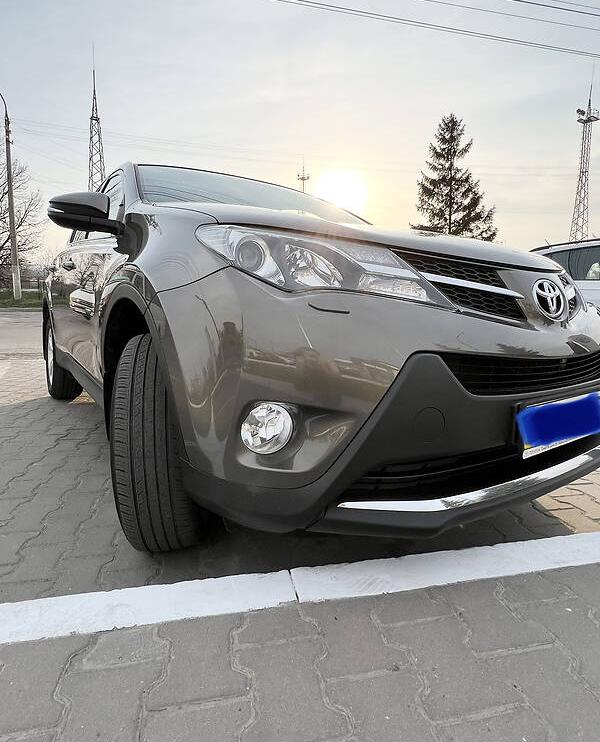 Toyota RAV4 2014