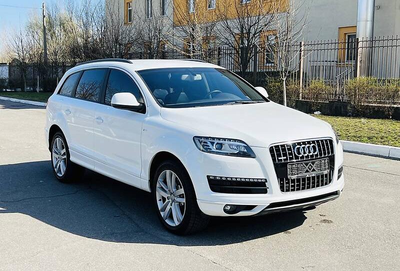 Audi Q7 PREMIUM 2011