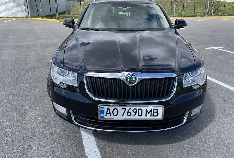 Skoda Superb Elegance  2011