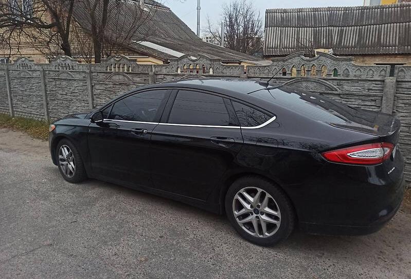 Ford Fusion SE 2015
