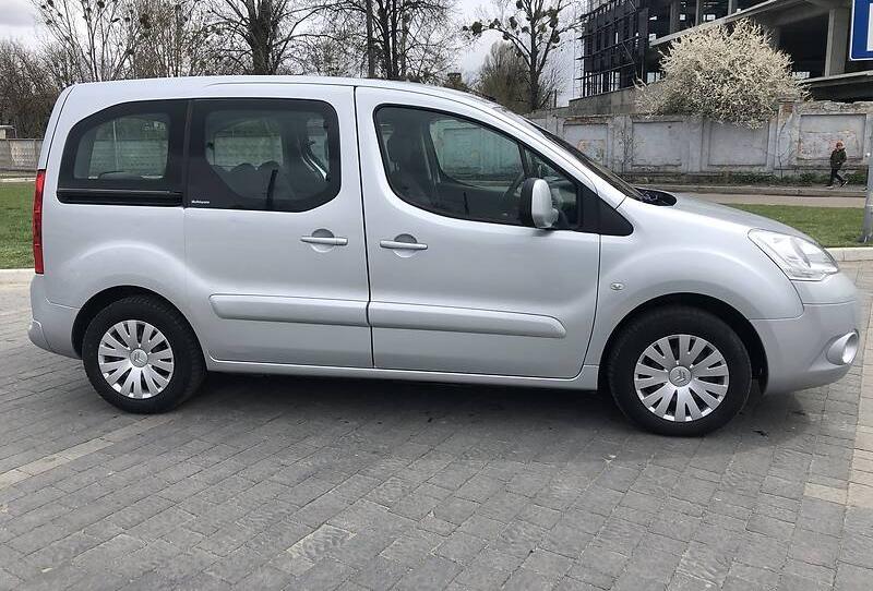 Citroen Berlingo пасс. Multi space 2010