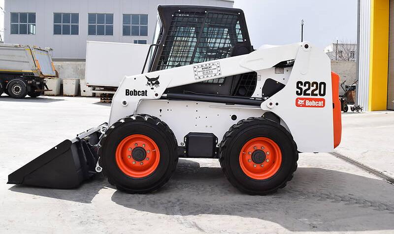 Bobcat S220 2004