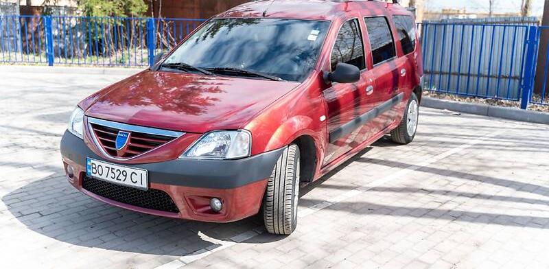 Dacia Logan MCV Laureate 2007