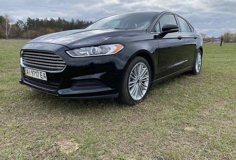 Ford Fusion SE 2016