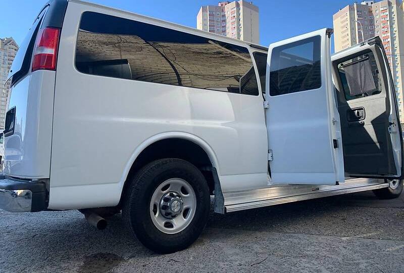 Chevrolet Express пас Express  2018