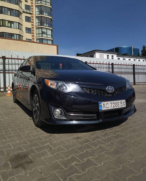 Toyota Camry 2014