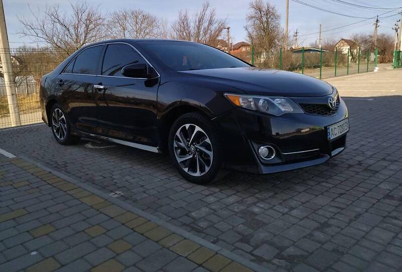 Toyota Camry 2014