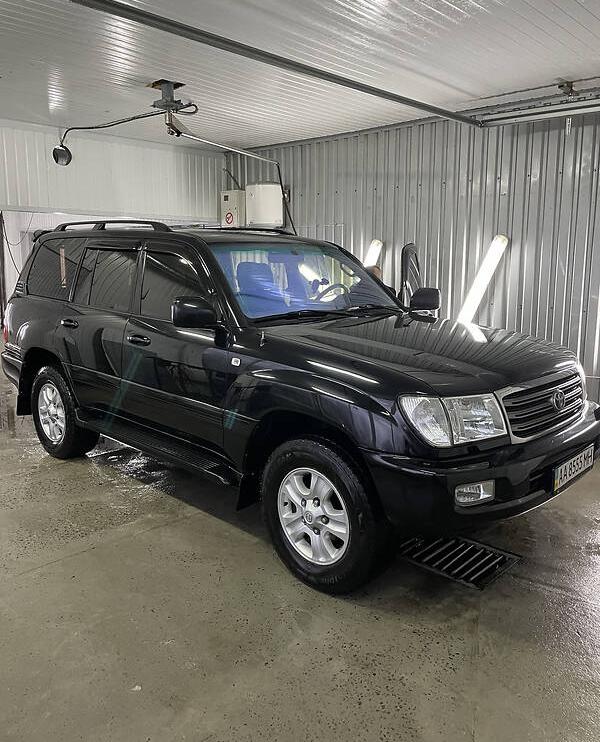 Toyota Land Cruiser 100 VX 2004