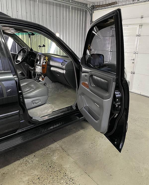 Toyota Land Cruiser 100 VX 2004