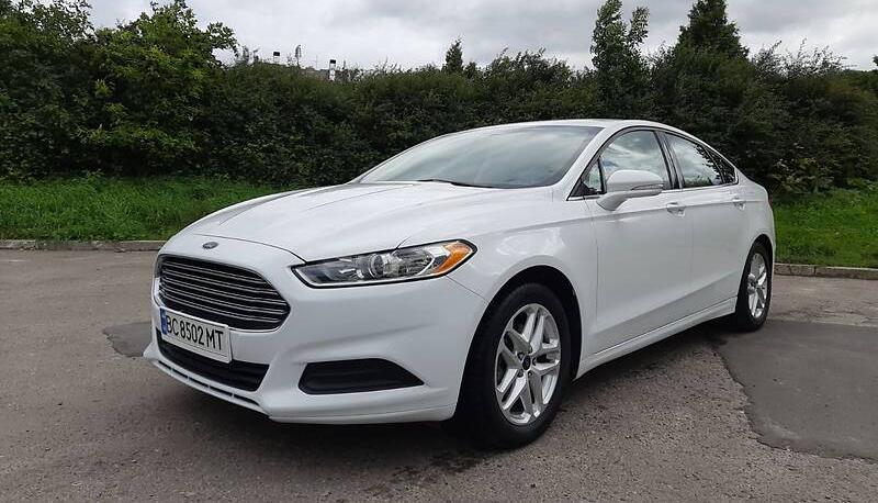 Ford Fusion SE 2013