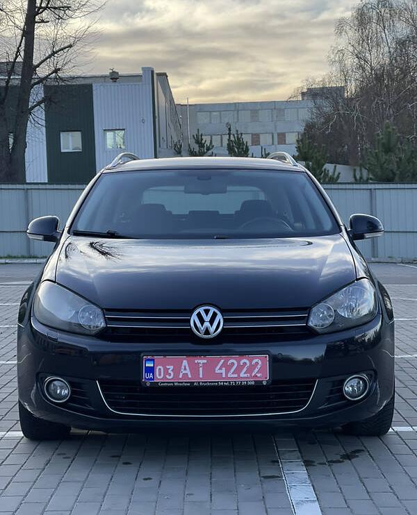 Volkswagen Golf VI HIGHLINE 2011