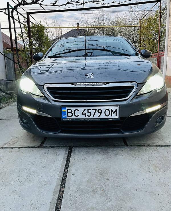 Peugeot 308 2016