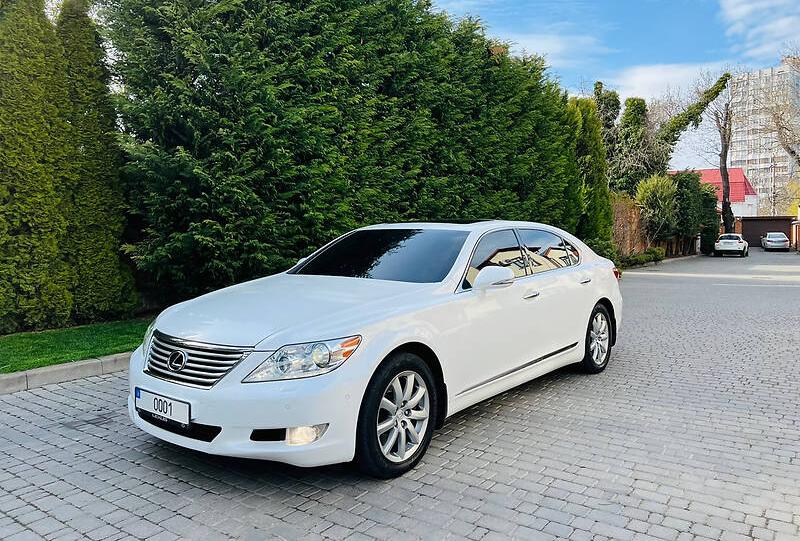Lexus LS 460l Long AWD  2012