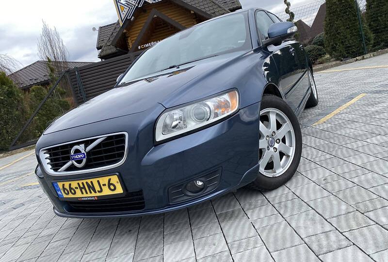 Volvo V50 D2 2011