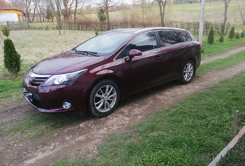 Toyota Avensis 2015
