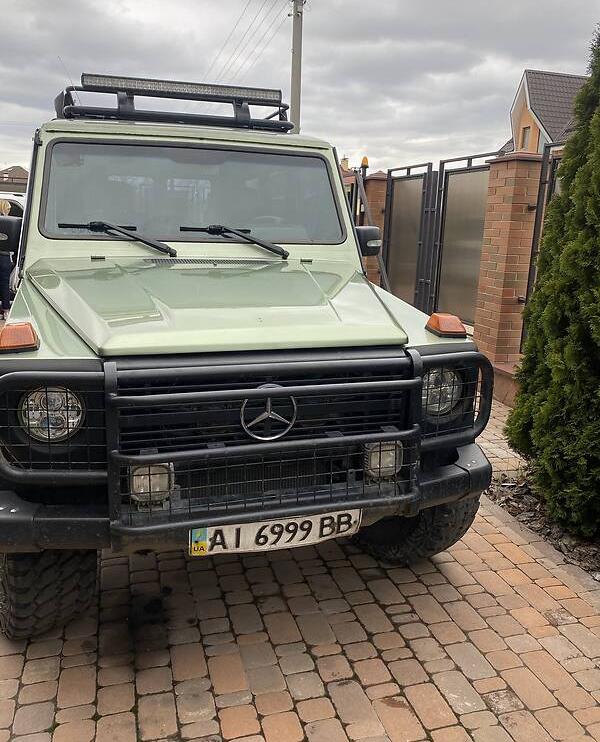 Mercedes-Benz G 320 1983