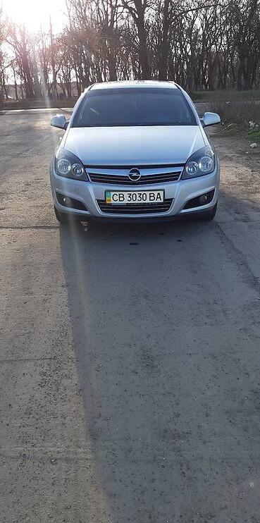 Opel Astra H 2012