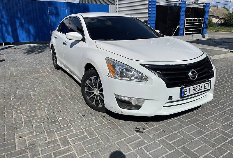 Nissan Altima 2012